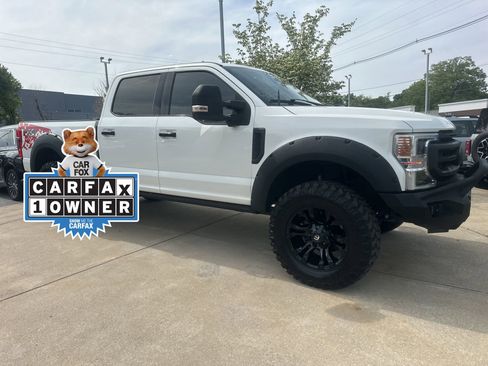 Used 2022 Ford F250 Platinum w/ FX4 Off-Road Package AWD/4WD image 1