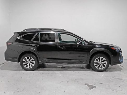 Used 2024 Subaru Outback Premium w/ Popular Package #1A AWD/4WD image 7