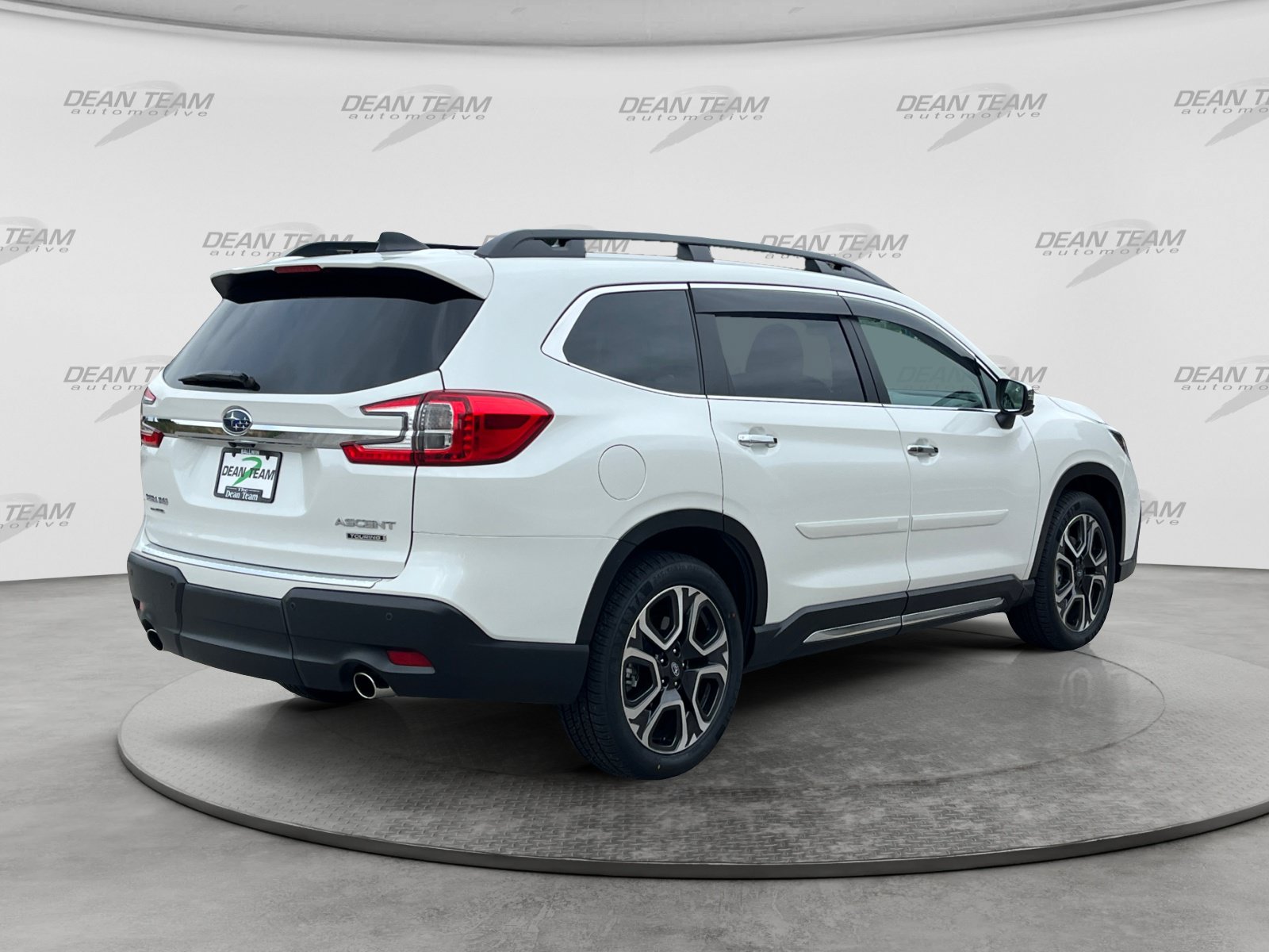 Certified 2023 Subaru Ascent Touring AWD/4WD image 8