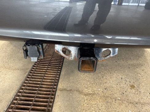 Used 2020 Toyota Highlander Limited image 14