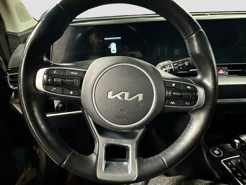 Used 2023 Kia Sportage EX image 11