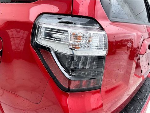 Certified 2023 Toyota 4Runner SR5 Premium w/ Moonroof Package AWD/4WD image 24