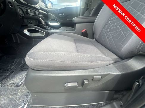 Certified 2025 Nissan Frontier SV w/ SV Convenience Package RWD image 12