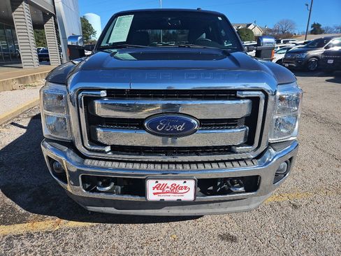 Used 2014 Ford F250 XLT w/ XLT Premium Package image 2