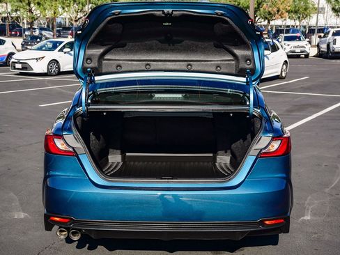 Used 2026 Toyota Camry SE image 31