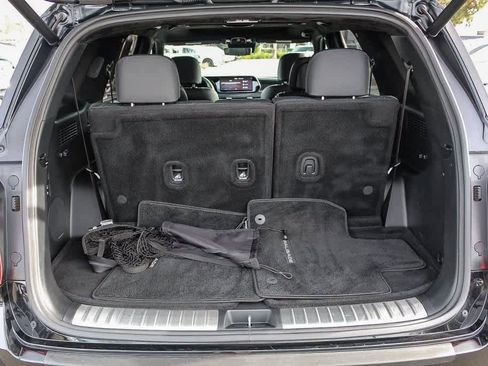 Used 2023 Hyundai Palisade Calligraphy image 29