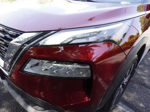 Used 2021 Nissan Rogue SV FWD image 30