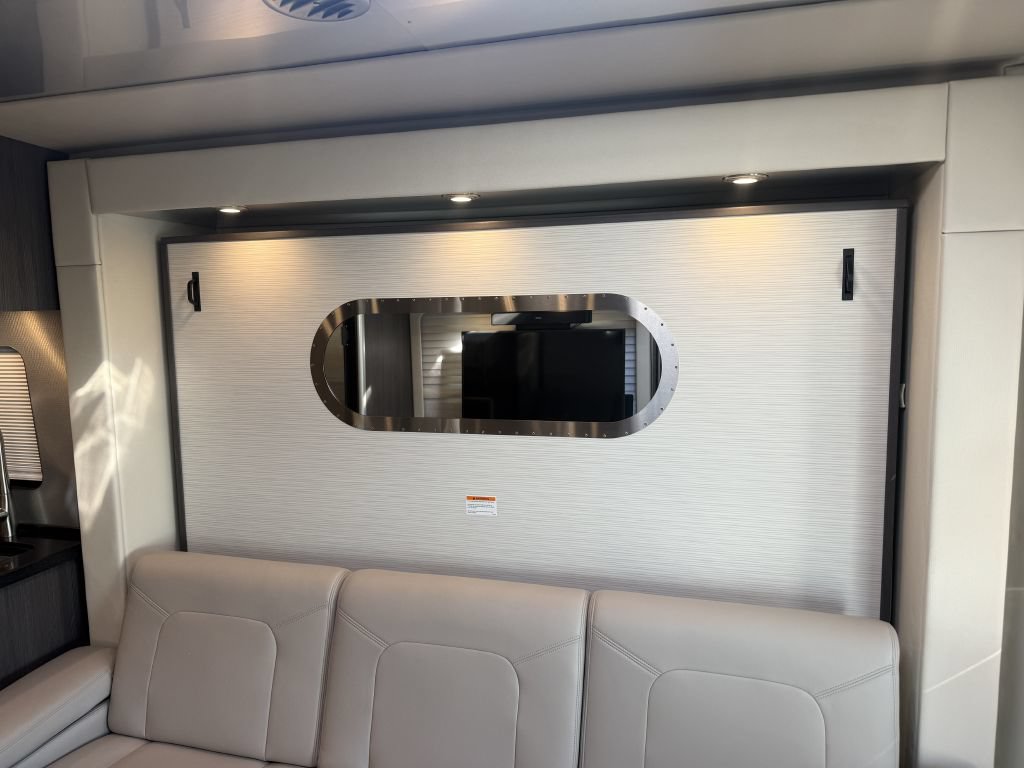 Used 2020 Mercedes-Benz Sprinter 3500 image 47