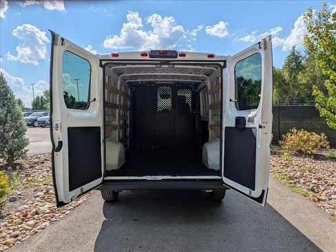 Used 2025 RAM ProMaster 2500 w/ U-Haul Equipment Group FWD image 18