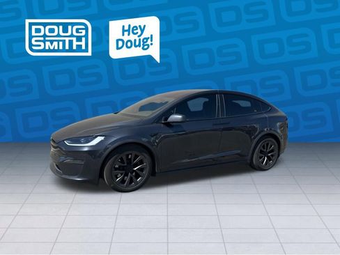 Used 2024 Tesla Model X image 1