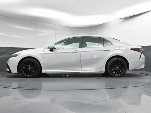 Certified 2024 Toyota Camry SE image 28