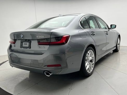Used 2026 BMW 330i Sedan w/ Premium Package image 3