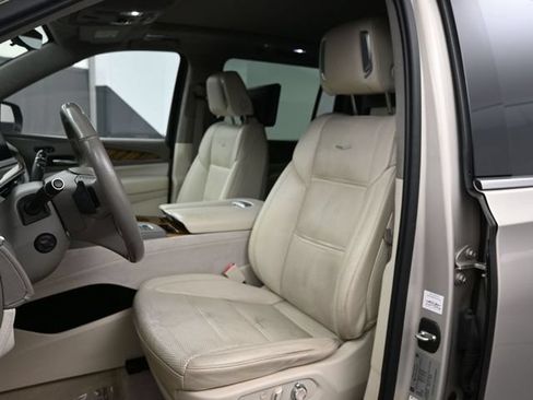 Used 2021 Cadillac Escalade ESV Premium Luxury Platinum AWD/4WD image 5