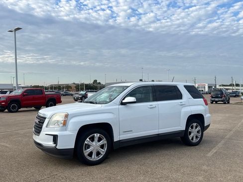 Used 2017 GMC Terrain SLE FWD image 11