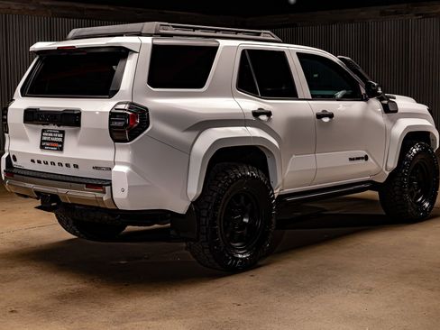 Used 2025 Toyota 4Runner Trailhunter image 10