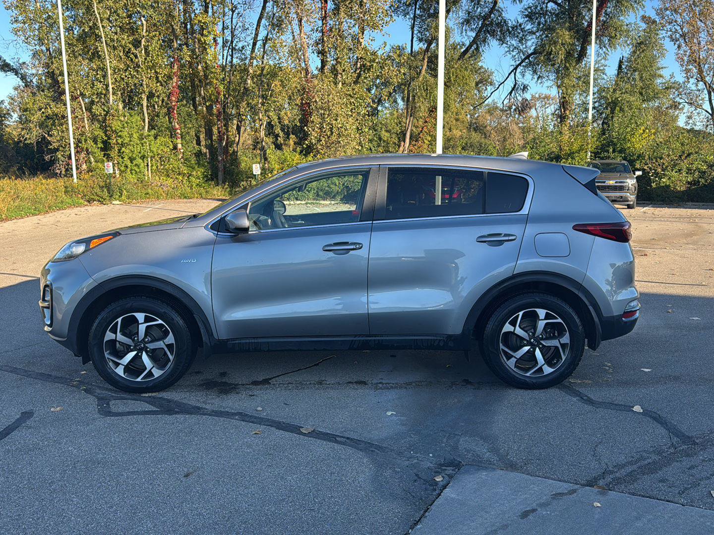 Used 2021 Kia Sportage LX AWD/4WD image 2