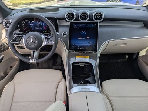 New 2026 Mercedes-Benz GLC 300 image 17