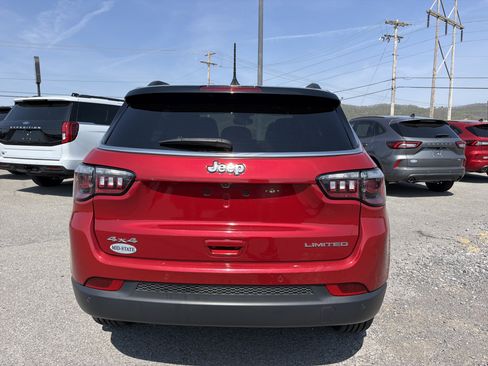 Used 2025 Jeep Compass Limited AWD/4WD image 7