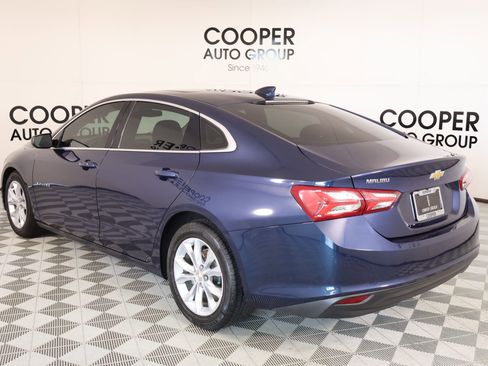 Used 2021 Chevrolet Malibu LT FWD image 23