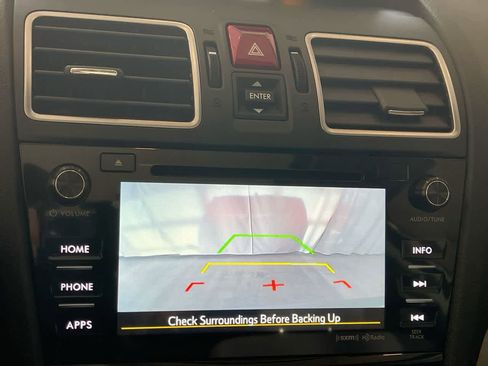 Used 2017 Subaru Forester 2.5i Premium w/ All-Weather Package image 17