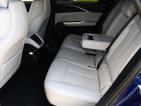 Used 2024 Cadillac Lyriq Luxury RWD image 25