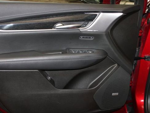 Certified 2021 Cadillac XT5 Premium Luxury image 26