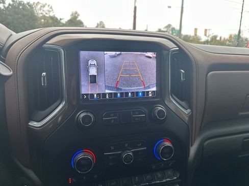 Used 2021 Chevrolet Silverado 2500 High Country w/ Z71 Off-Road Package image 14