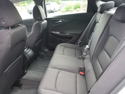 Used 2022 Chevrolet Malibu LS w/ LPO, Floor Liner Package FWD image 16