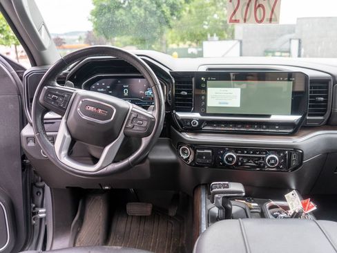 Used 2023 GMC Sierra 1500 SLT w/ SLT Premium Plus Package AWD/4WD image 15