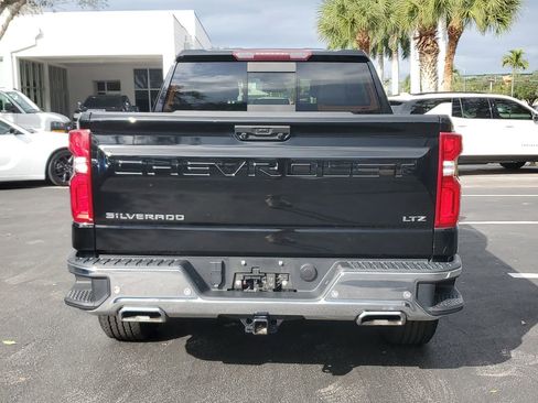 Certified 2022 Chevrolet Silverado 1500 LTZ image 4