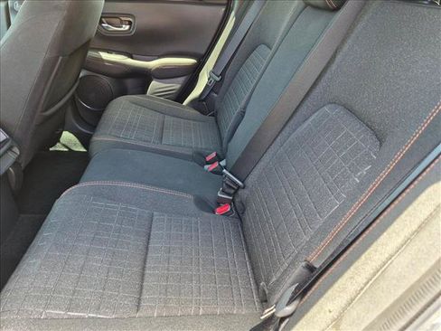 Used 2025 Honda HR-V Sport image 17
