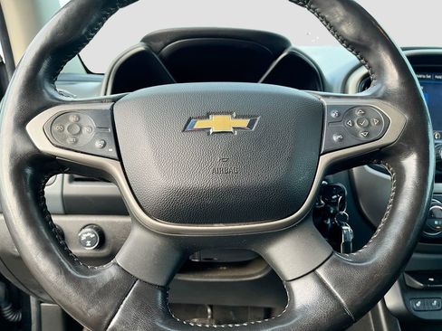 Used 2019 Chevrolet Colorado Z71 image 11