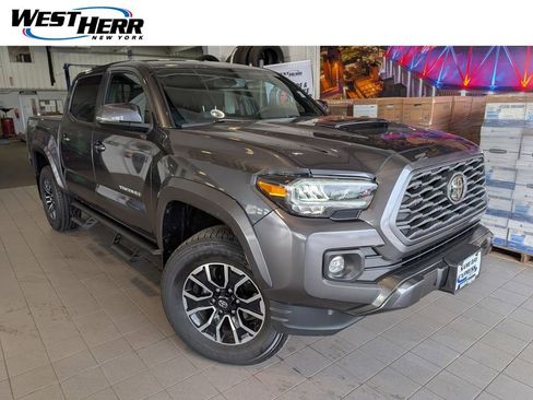 Used 2023 Toyota Tacoma TRD Sport AWD/4WD image 1