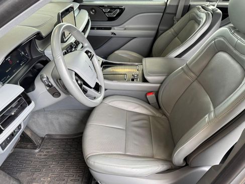 Used 2020 Lincoln Aviator Reserve w/ Elements Package Plus AWD/4WD image 5