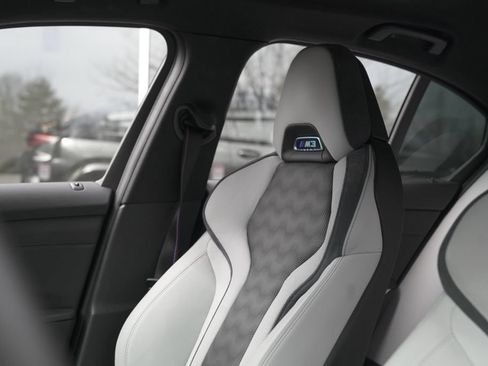 Used 2025 BMW M3 Competition w/ Executive Package AWD/4WD image 40