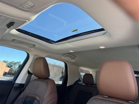 New 2025 Ford Bronco Sport Outer Banks w/ Sasquatch Outer Banks Package image 14