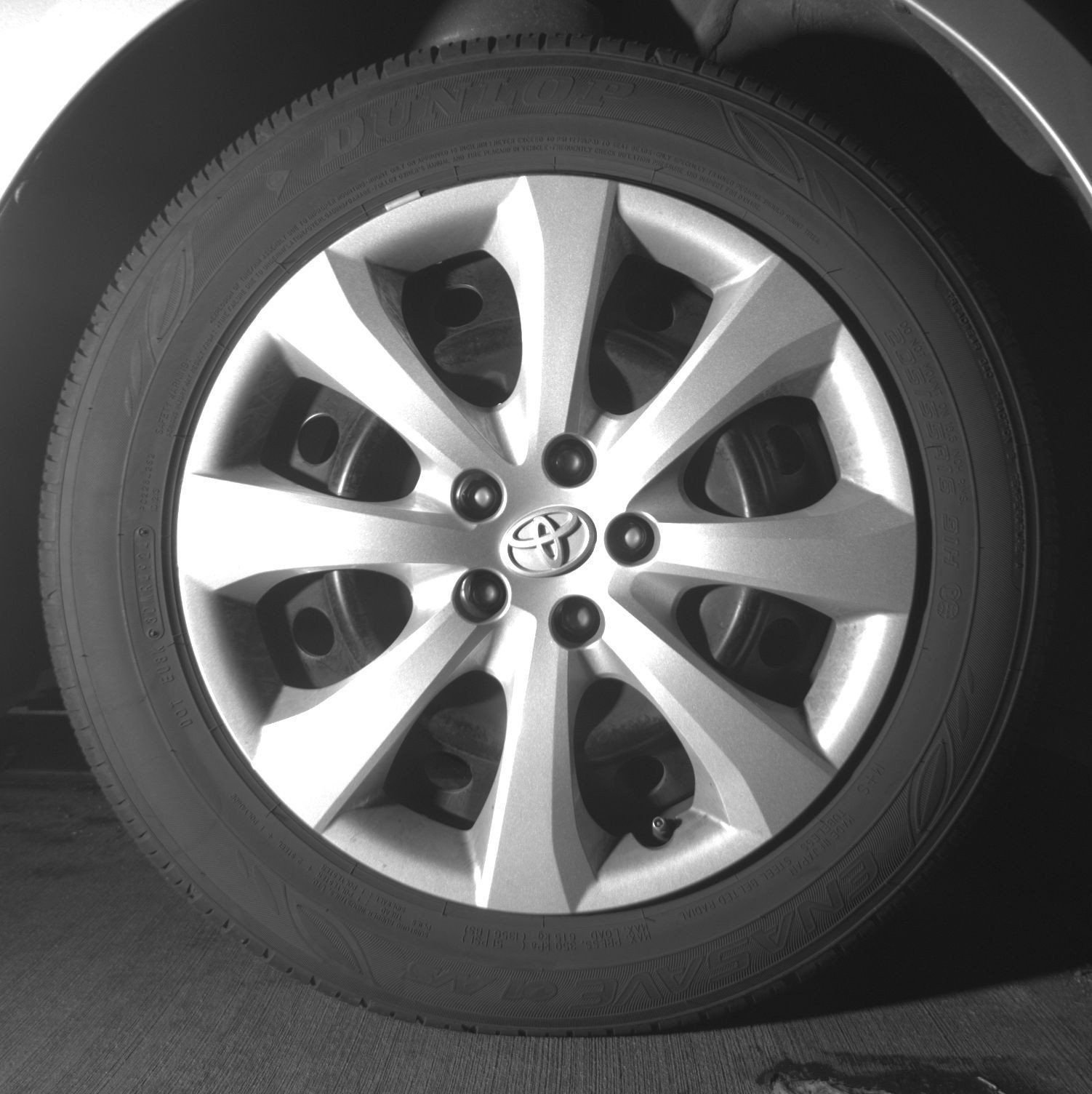 Used 2025 Toyota Corolla LE FWD image 15