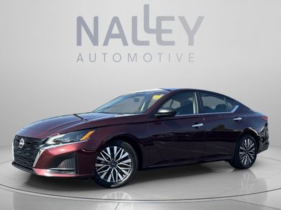 Used 2025 Nissan Altima 2.5 SV