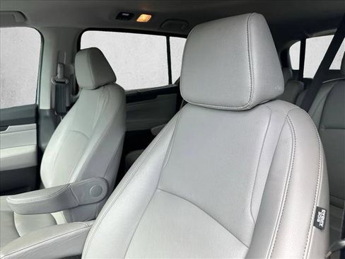 Used 2024 Honda Odyssey EX-L image 9
