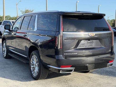 Used 2023 Cadillac Escalade ESV Premium Luxury AWD/4WD image 7