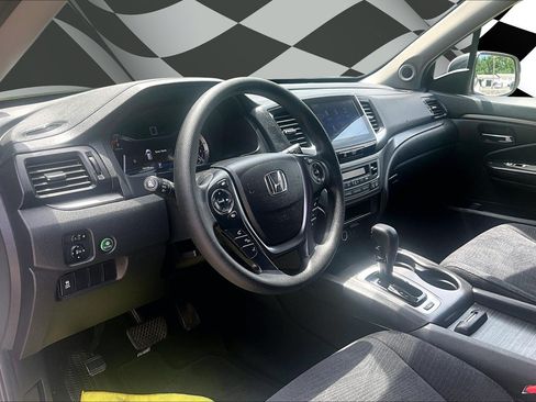 Used 2017 Honda Pilot EX image 13