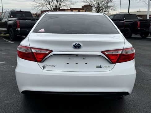 Used 2017 Toyota Camry XLE image 19