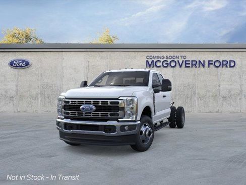 New 2026 Ford F350 XL w/ XL Chrome Package AWD/4WD image 3