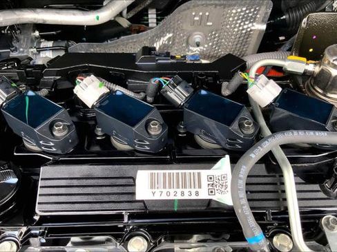 Certified 2024 Toyota Corolla Cross S image 32