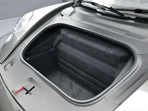 Certified 2024 Porsche 911 Targa 4S AWD/4WD image 16