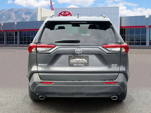 Used 2025 Toyota RAV4 XLE Premium image 4