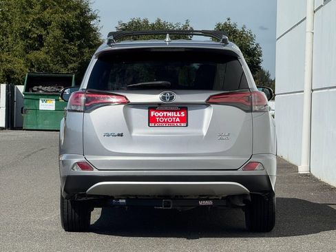 Used 2016 Toyota RAV4 XLE AWD/4WD image 6