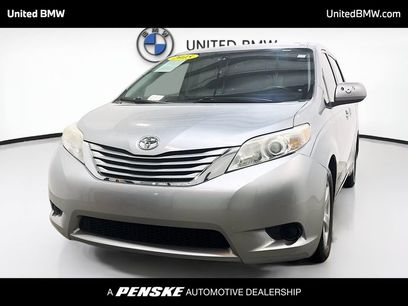 Used 2015 Toyota Sienna LE