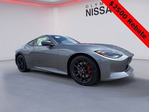 New 2025 Nissan Z Performance w/ Floor Mat Package image 6