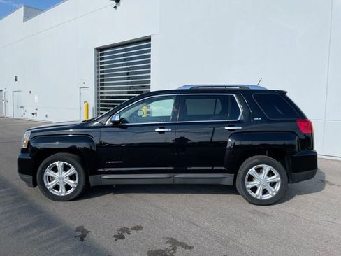 Used 2017 GMC Terrain SLT w/ Open Road Package AWD/4WD image 2